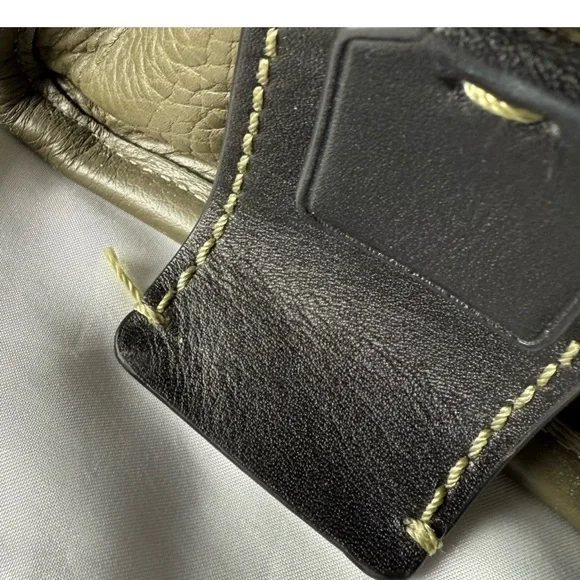 EUC Coach 1941 Rogue 31 in Olive Glovetanned Pebble Leather w/ Blue Suede Lining - Picture 7 of 8